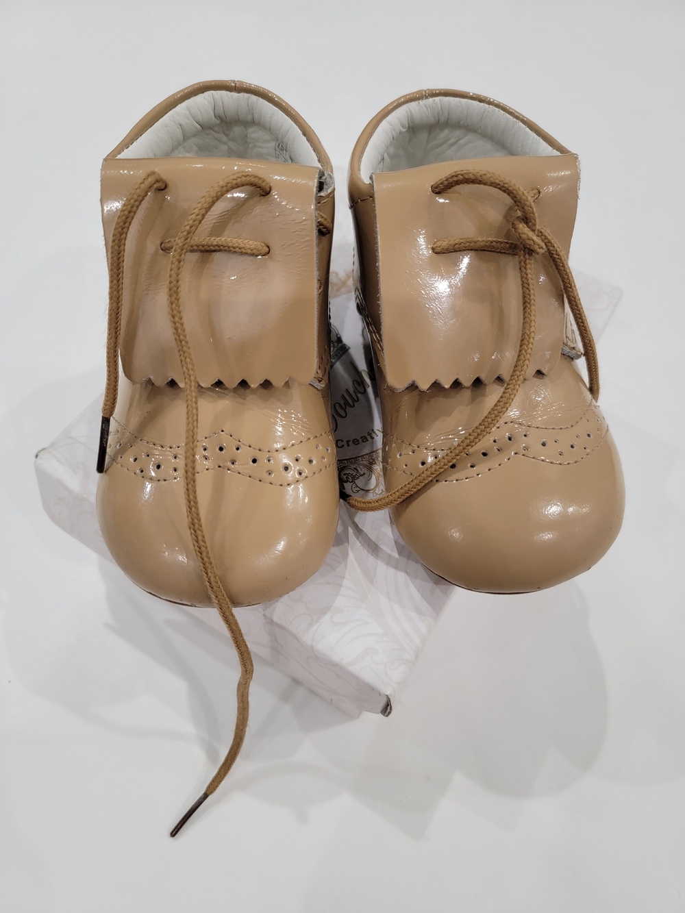 Patent Camel Brogue Lace Up Shoes Size EU 24